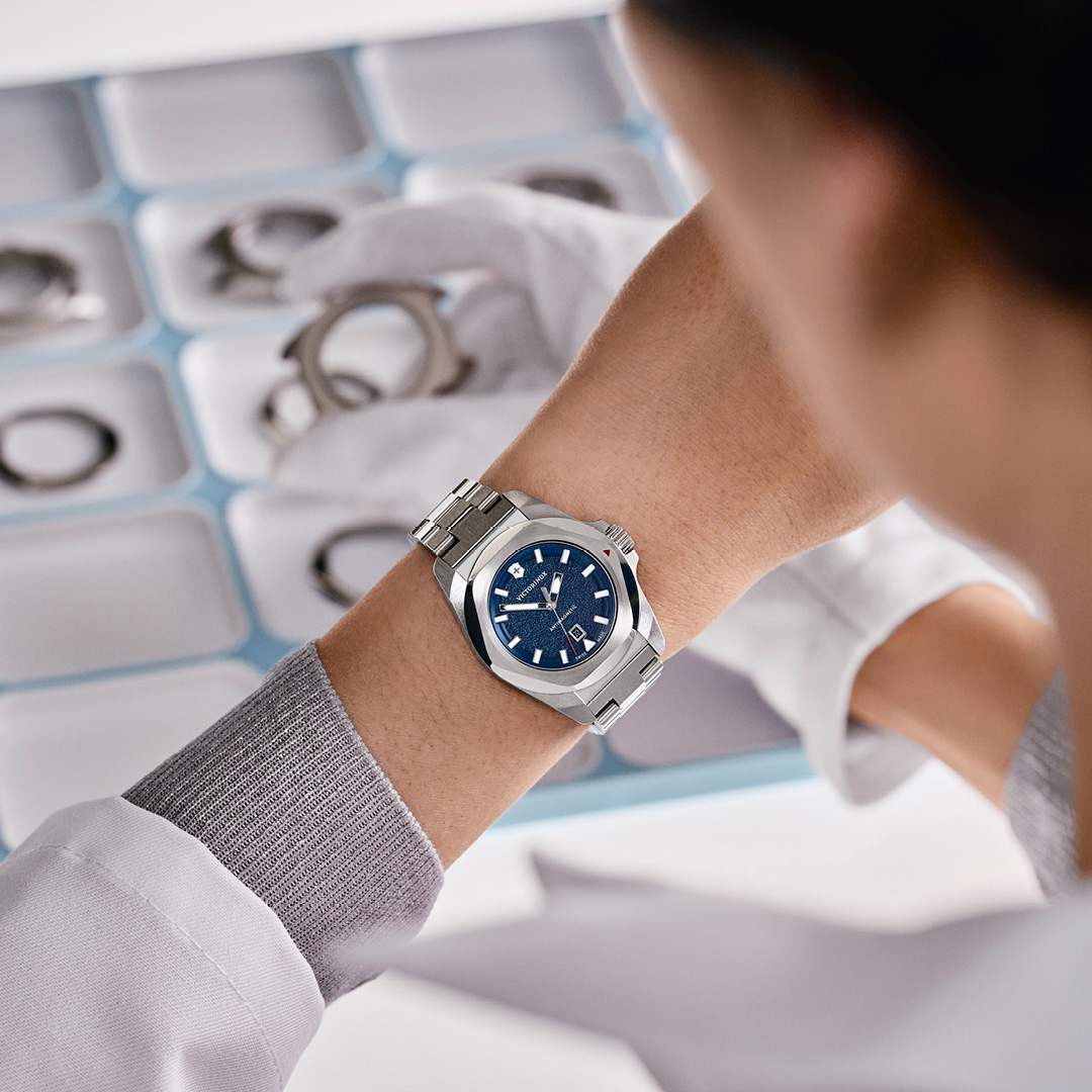 Victorinox I.N.O.X. (242038) | LMFJ